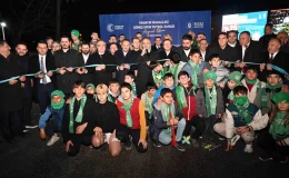 Bursa’da Gençlere Yeni Futbol Tesisi Hizmete Açıldı