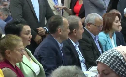 Vahap Seçer, Erdemli’de yurttaşlarla buluştu