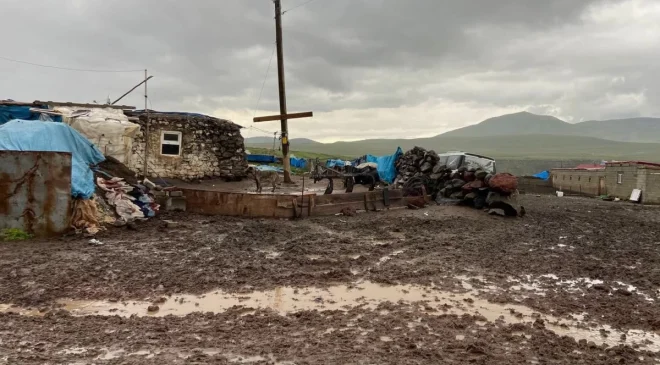 Ardahan’da sel felaketinde yardımların yanlış dağıtıldığı iddiası