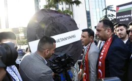 CHP İstanbul İl Örgütü, İsrail saldırılarını protesto etti